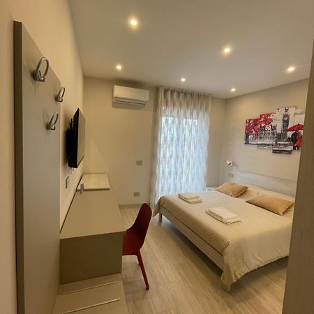 Ro&Ro Napoli Luxury Rooms Nápoles Exterior foto