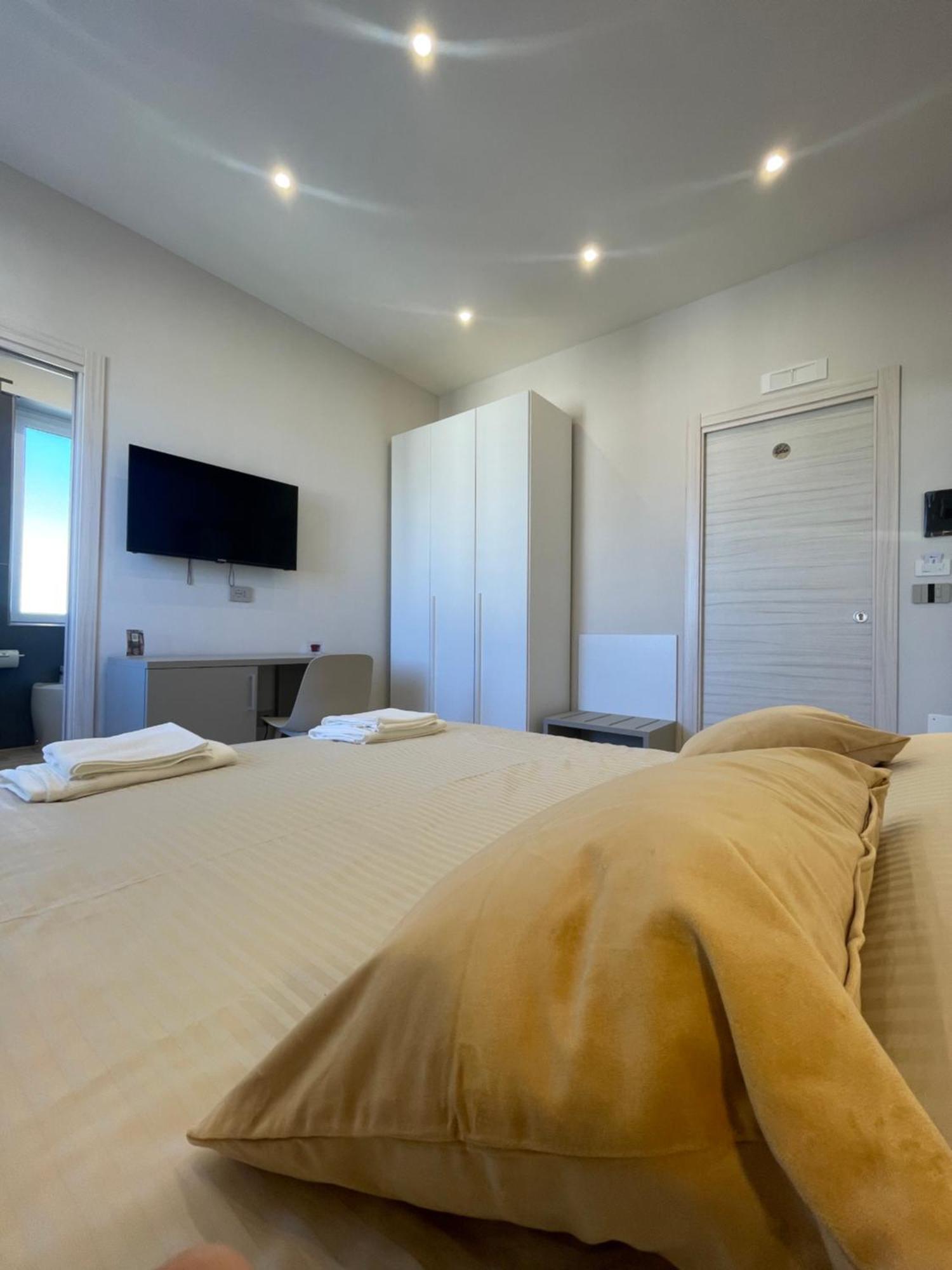 Ro&Ro Napoli Luxury Rooms Nápoles Exterior foto