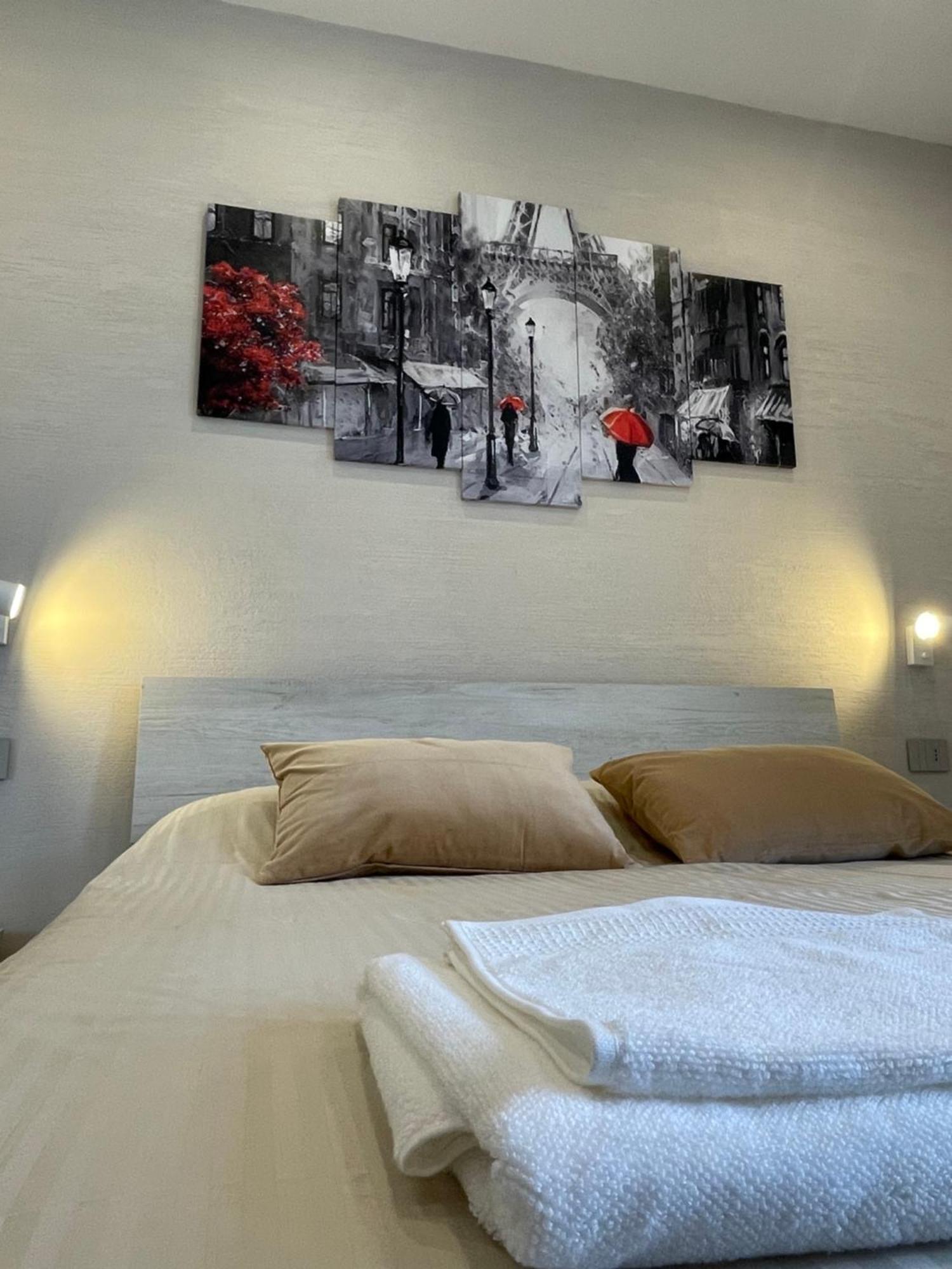 Ro&Ro Napoli Luxury Rooms Nápoles Exterior foto
